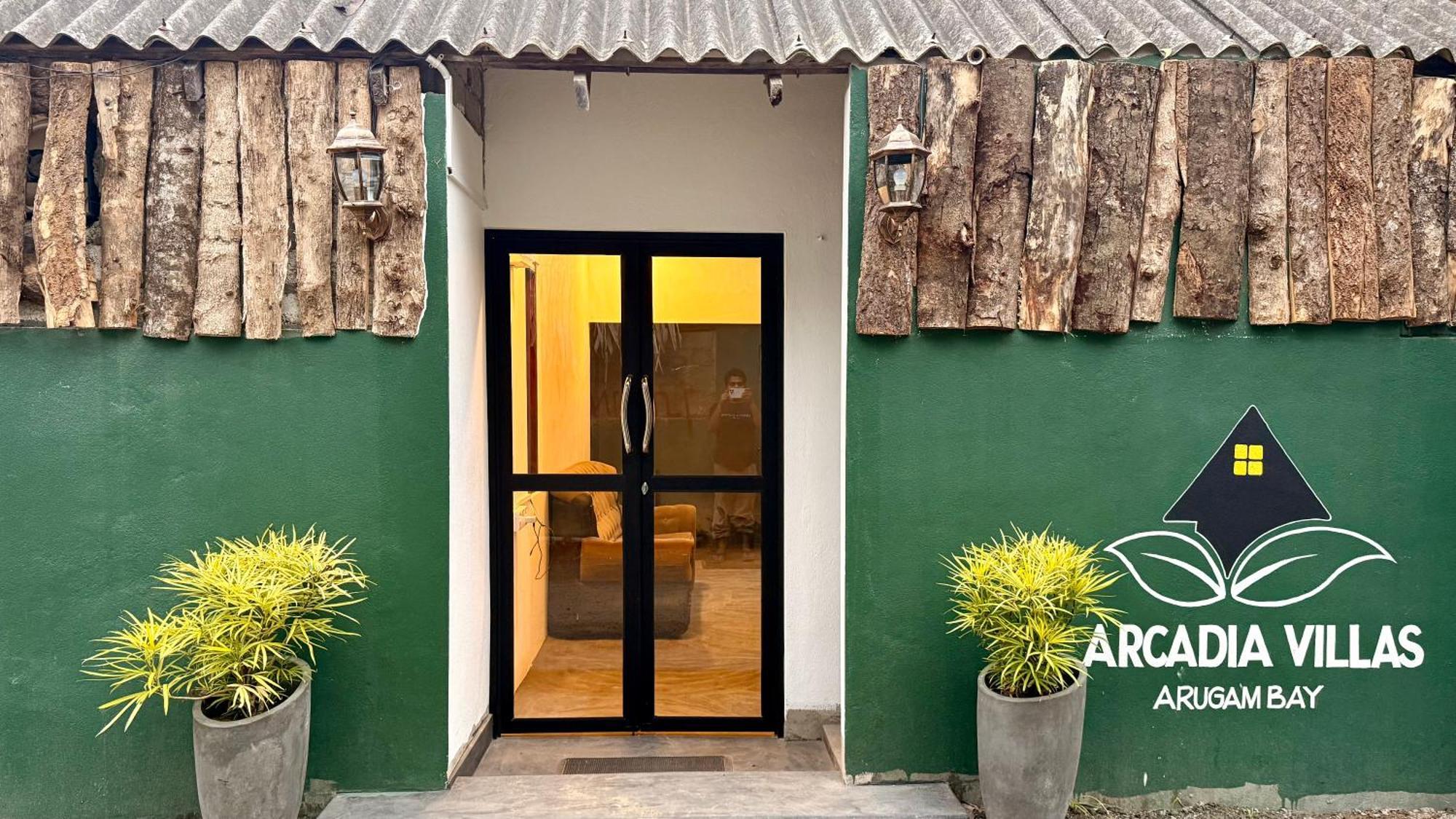 Arcadia Villas Arugambay 아루감 베이 외부 사진